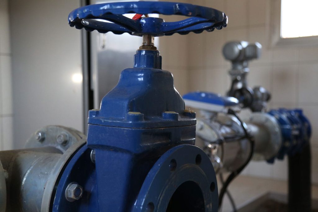 BOREHOLE WELL