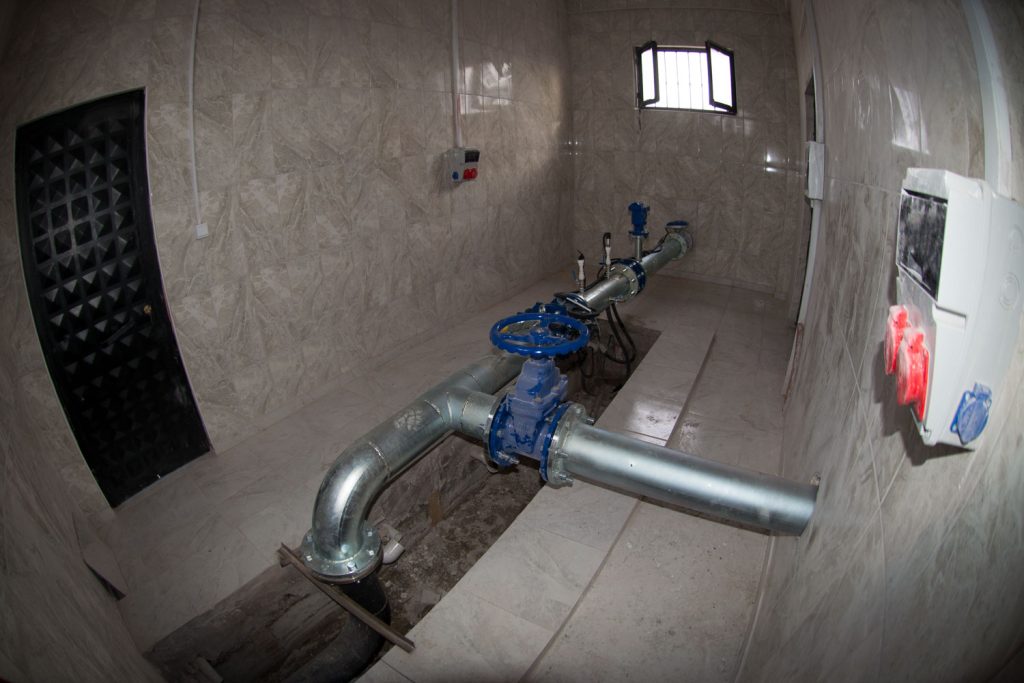 BOREHOLE WELL